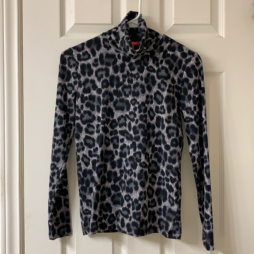 🌷2 for $25🌷Joe Fresh, US M, Grey & Black Leopard Print Long Sleeved Turtleneck